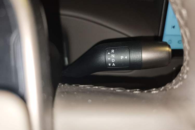 Used Li Auto MEGA 2024 Ultra Model Gear Lever