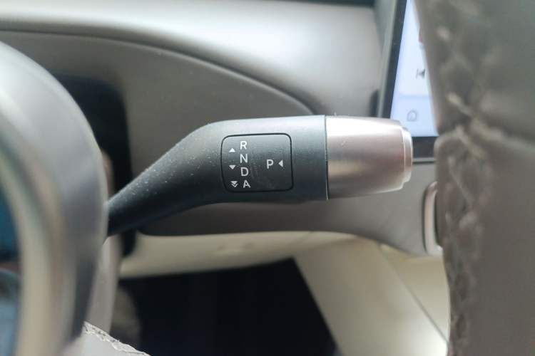Used Li Auto MEGA 2024 Ultra Model Gear Lever