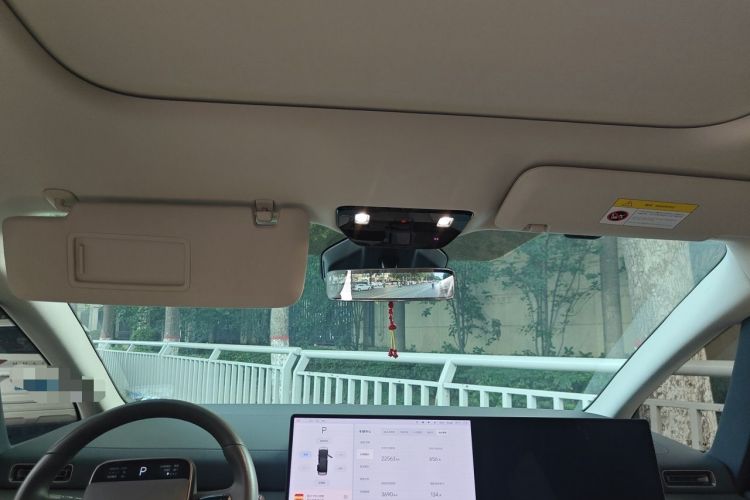 Used Li Auto MEGA 2024 Ultra Model Headliner