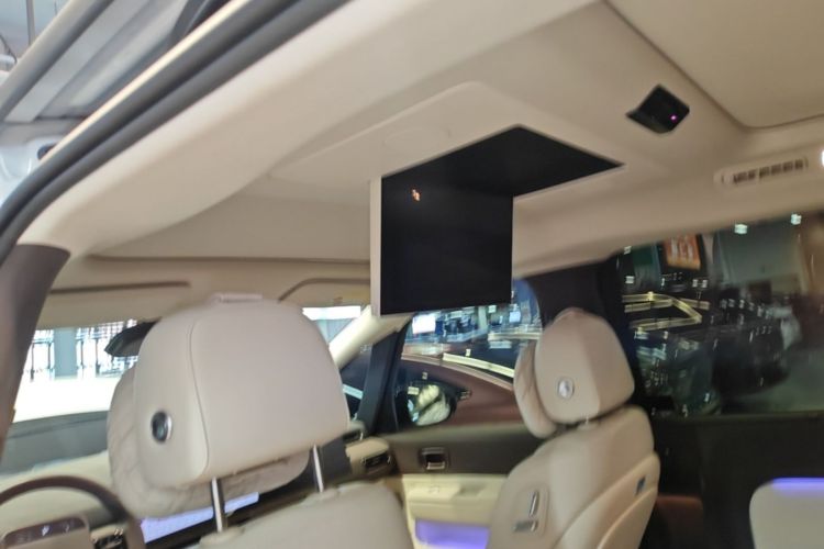 Used Li Auto MEGA 2024 Ultra Model Headliner