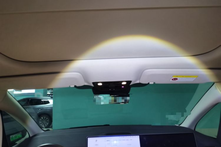 Used Li Auto MEGA 2024 Ultra Model Headliner