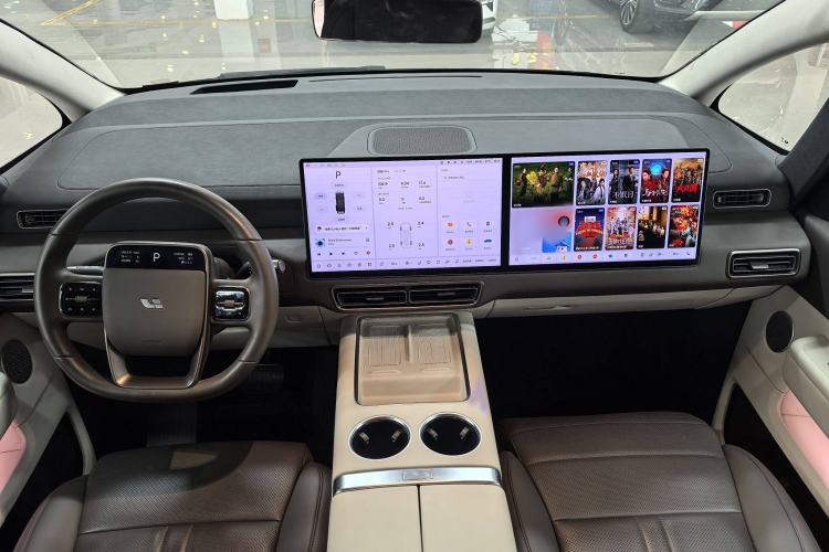 Used Li Auto MEGA 2024 Ultra Model Interior 1
