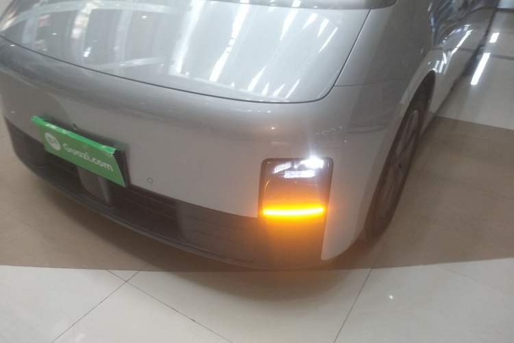 Used Li Auto MEGA 2024 Ultra Model Left Front Headlight
