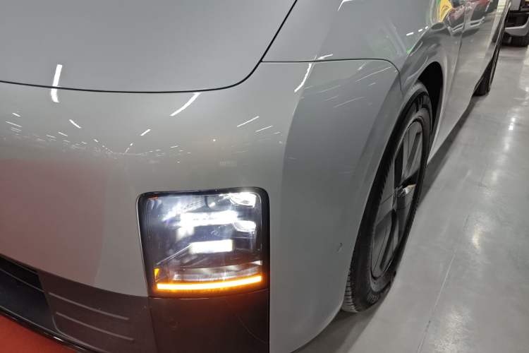 Used Li Auto MEGA 2024 Ultra Model Left Front Headlight