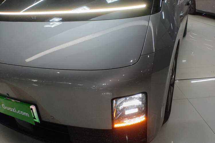 Used Li Auto MEGA 2024 Ultra Model Left Front Headlight