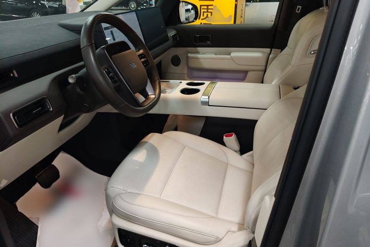 Used Li Auto MEGA 2024 Ultra Model Left Front Seat