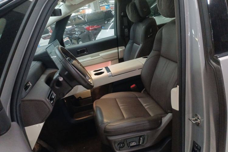Used Li Auto MEGA 2024 Ultra Model Left Front Seat