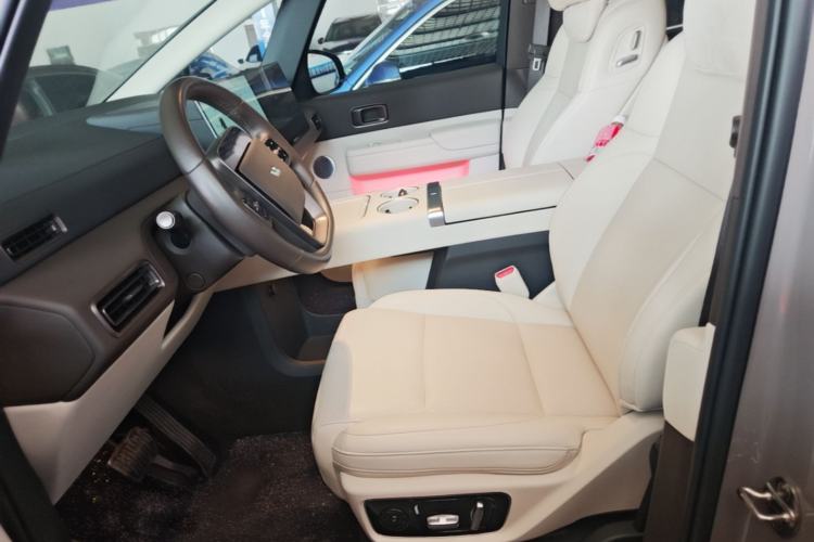 Used Li Auto MEGA 2024 Ultra Model Left Front Seat