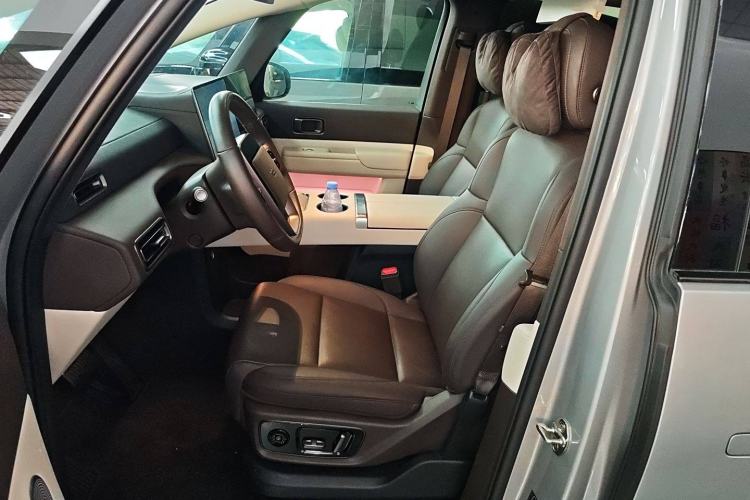 Used Li Auto MEGA 2024 Ultra Model Left Front Seat