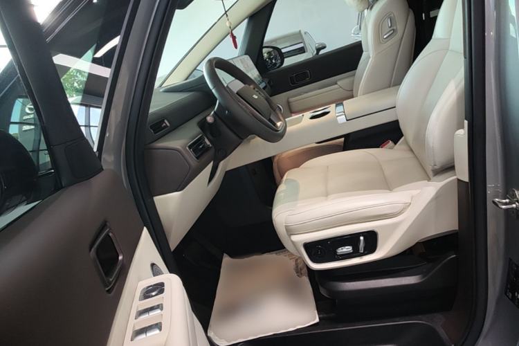 Used Li Auto MEGA 2024 Ultra Model Left Front Seat
