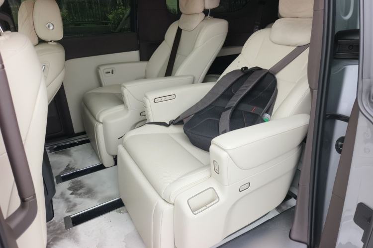 Used Li Auto MEGA 2024 Ultra Model Left Rear Seat