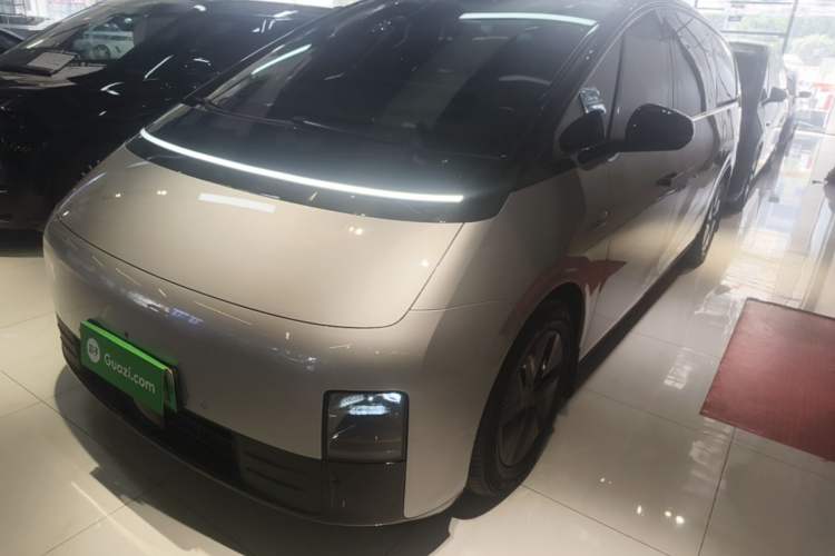 Li Auto MEGA 2024 Ultra Model
