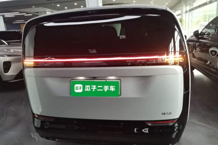 Used Li Auto MEGA 2024 Ultra Model Rear