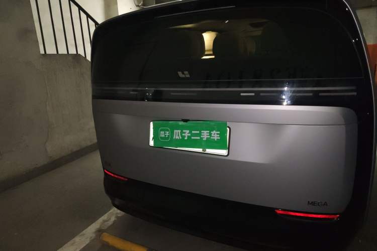 Used Li Auto MEGA 2024 Ultra Model Rear