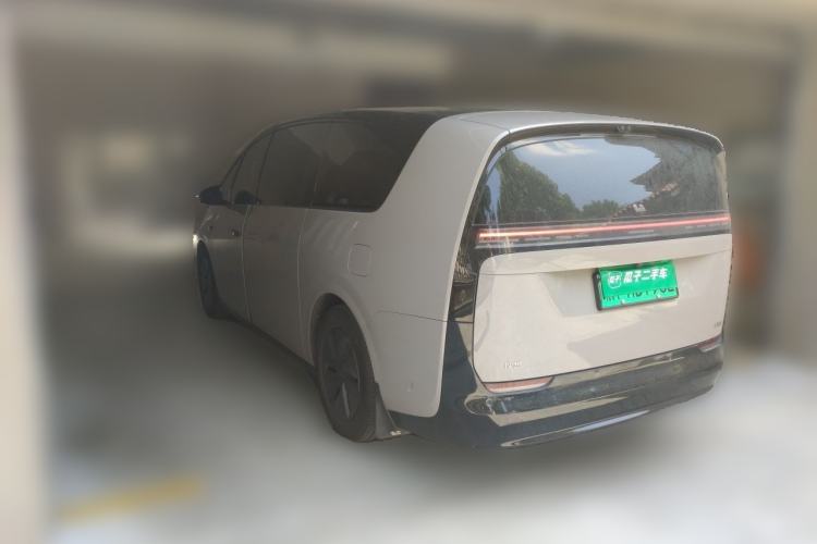 Used Li Auto MEGA 2024 Ultra Model Rear Left 45 Deg