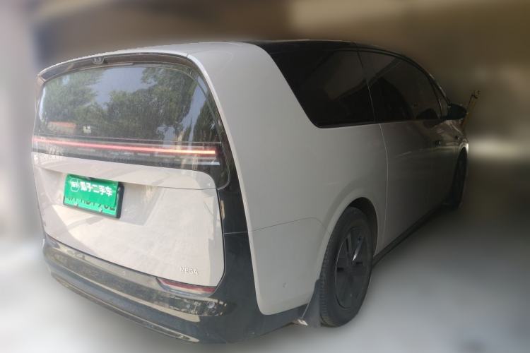 Used Li Auto MEGA 2024 Ultra Model Rear Right 45 Deg