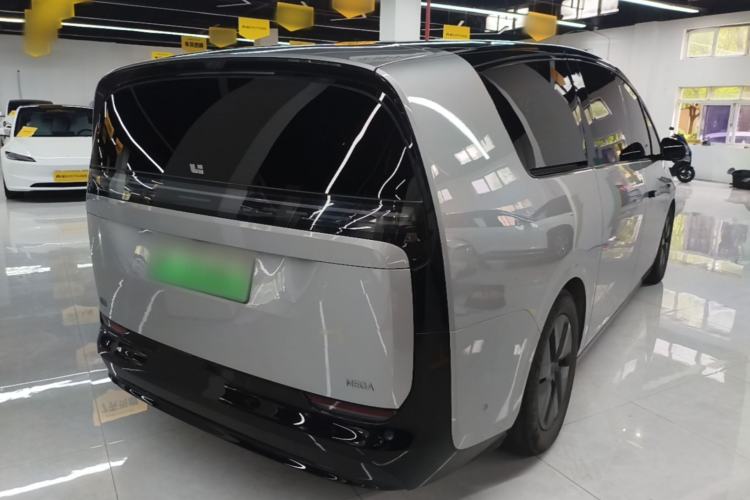 Used Li Auto MEGA 2024 Ultra Model Rear Right 45 Deg