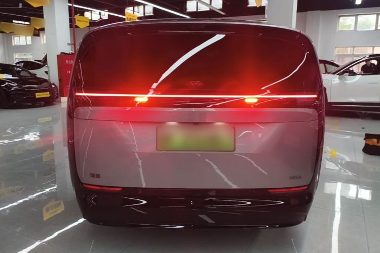 Used Li Auto MEGA 2024 Ultra Model Rear