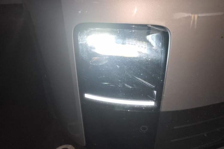 Used Li Auto MEGA 2024 Ultra Model Right Front Headlight