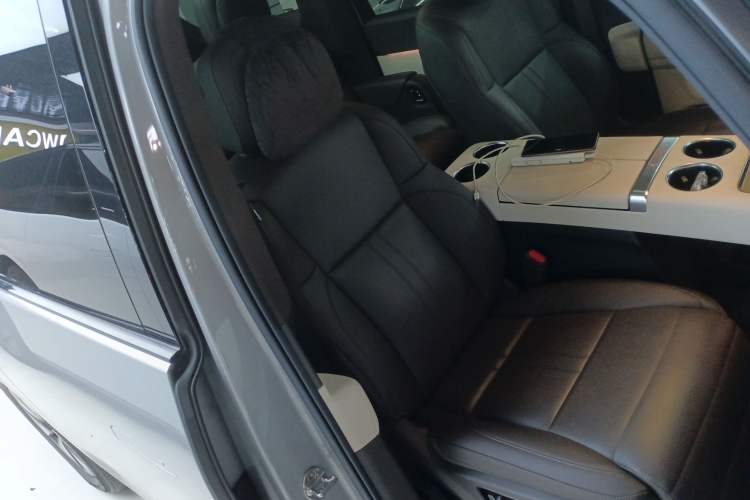 Used Li Auto MEGA 2024 Ultra Model Right Front Seat