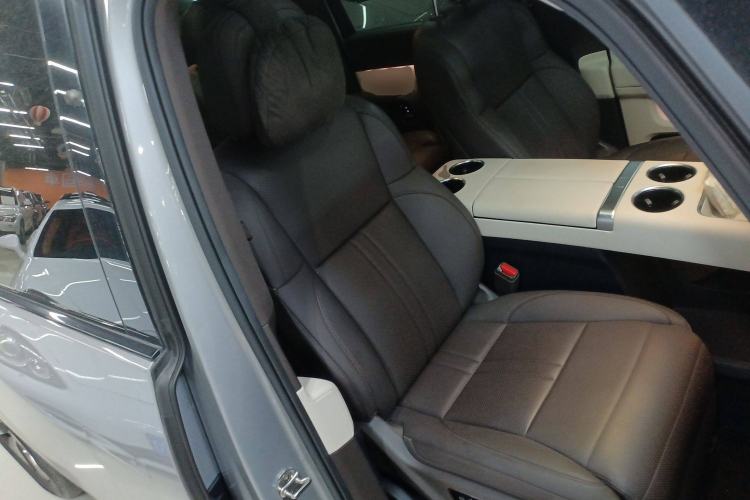 Used Li Auto MEGA 2024 Ultra Model Right Front Seat