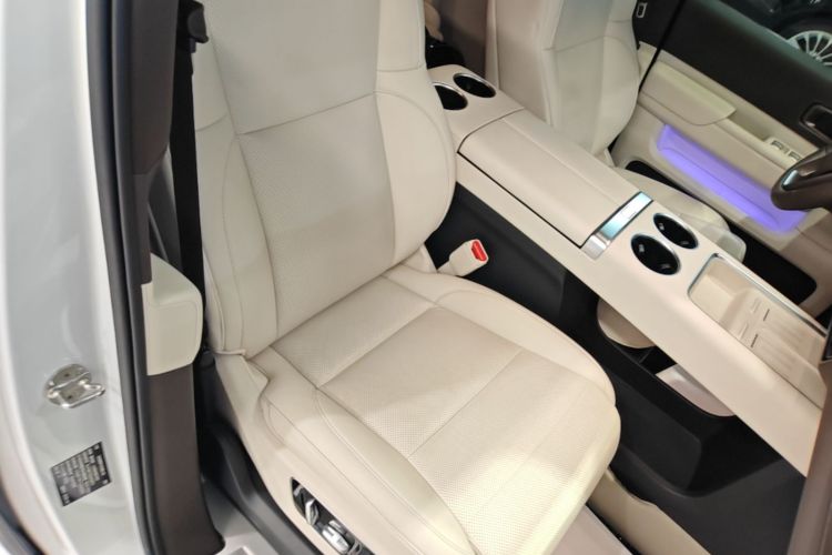 Used Li Auto MEGA 2024 Ultra Model Right Front Seat