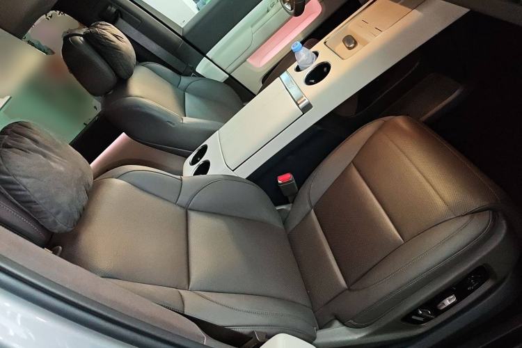 Used Li Auto MEGA 2024 Ultra Model Right Front Seat