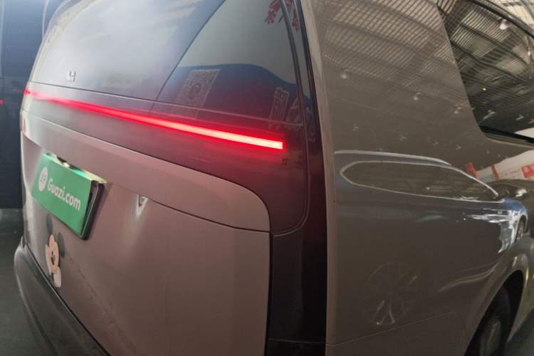 Used Li Auto MEGA 2024 Ultra Model Right Rear Taillight