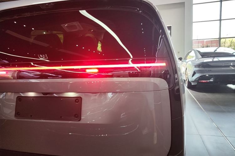 Used Li Auto MEGA 2024 Ultra Model Right Rear Taillight