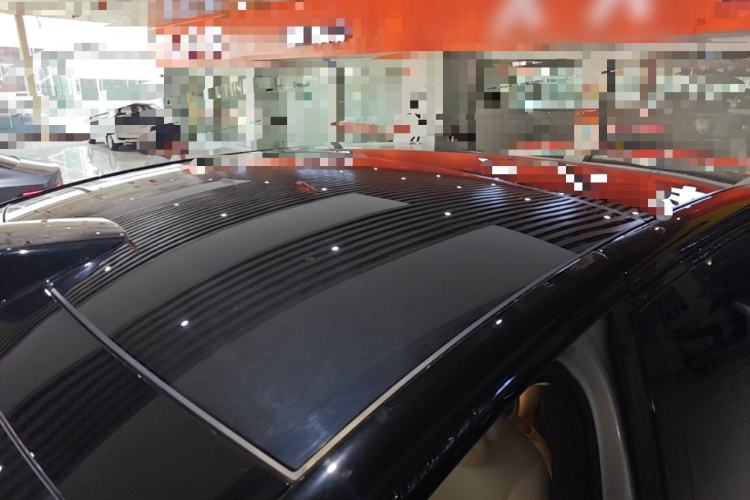 Used Li Auto MEGA 2024 Ultra Model Roof