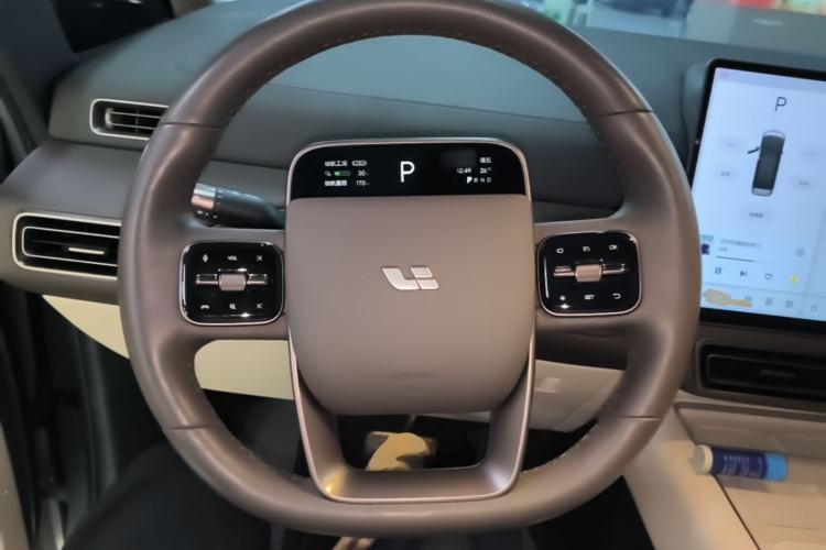 Used Li Auto MEGA 2024 Ultra Model Steering Wheel