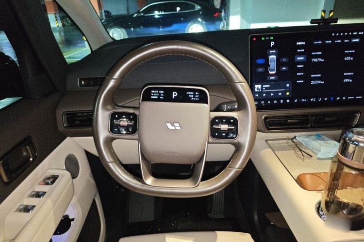 Used Li Auto MEGA 2024 Ultra Model Steering Wheel