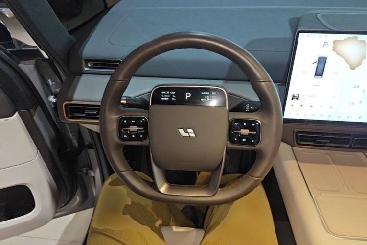 Used Li Auto MEGA 2024 Ultra Model Steering Wheel