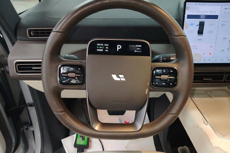 Used Li Auto MEGA 2024 Ultra Model Steering Wheel