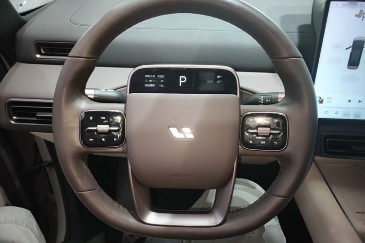 Used Li Auto MEGA 2024 Ultra Model Steering Wheel