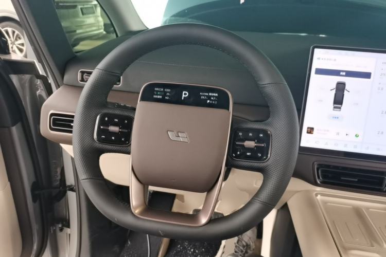 Used Li Auto MEGA 2024 Ultra Model Steering Wheel