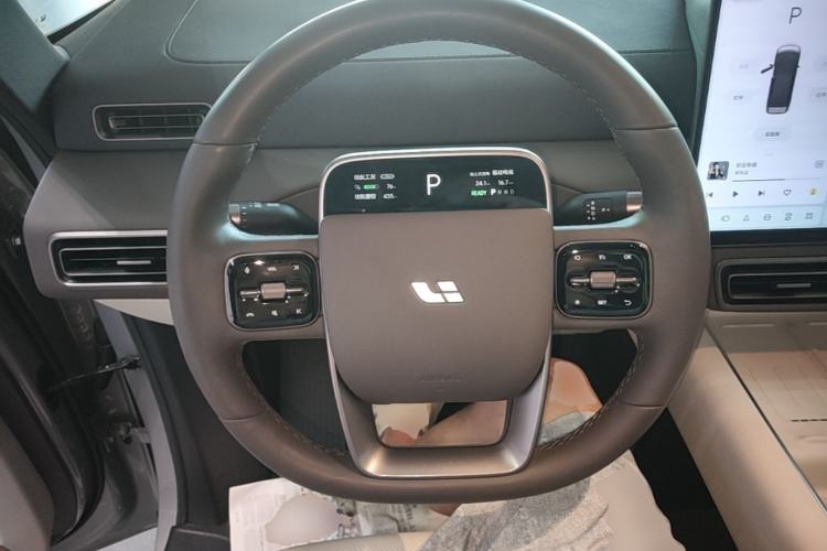 Used Li Auto MEGA 2024 Ultra Model Steering Wheel