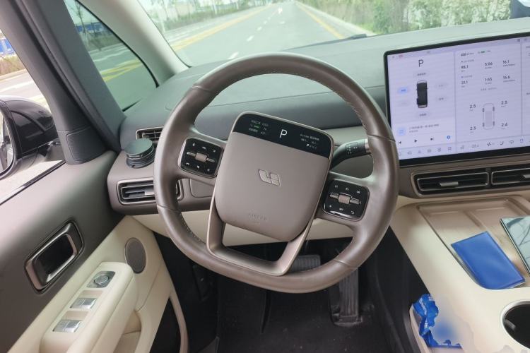 Used Li Auto MEGA 2024 Ultra Model Steering Wheel