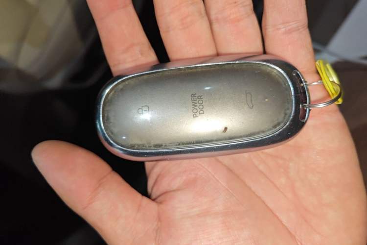 Used Li Auto MEGA 2024 Ultra Model Vehicle Key