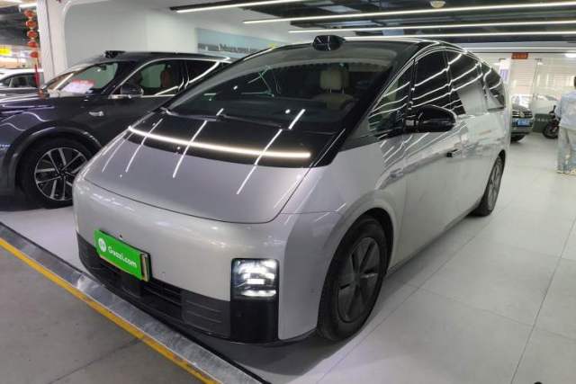 Used Li Auto MEGA 2024 Ultra Model