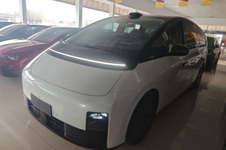 Li Auto MEGA 2024 Ultra Model