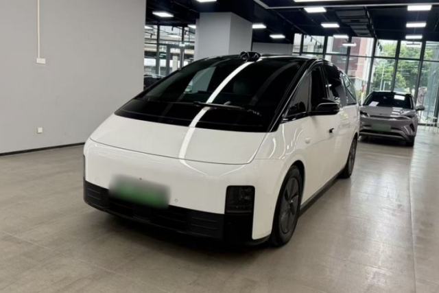 Used Li Auto MEGA 2024 Ultra Model