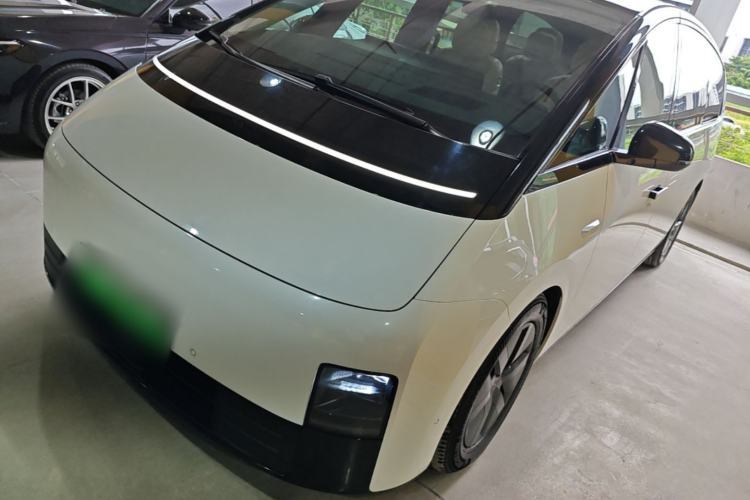 Used Li Auto MEGA 2024 Ultra Model Guazi used car, China used car export, Used car for sale, Used cars, Cheapest cars for sale