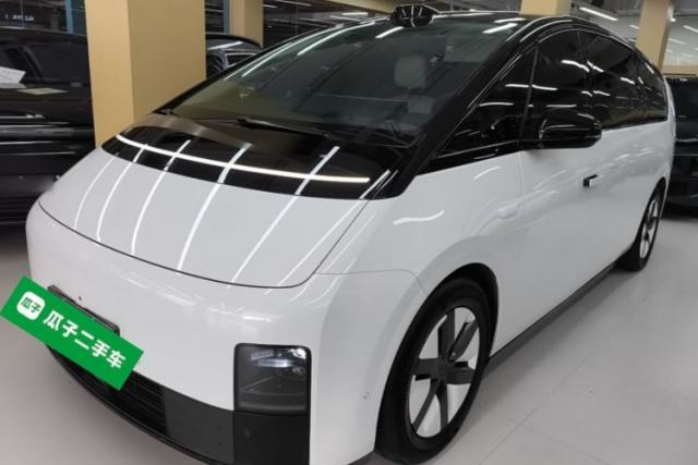 Used Li Auto MEGA 2024 Ultra Model