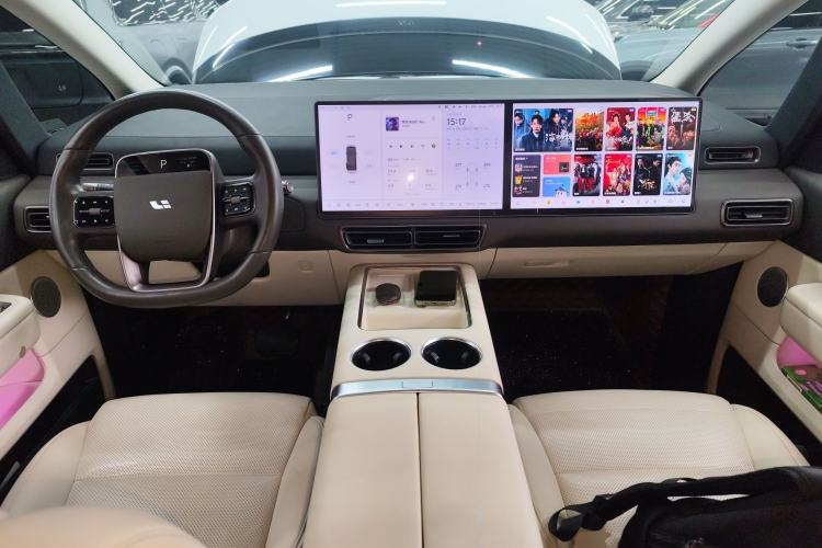 Used Li Auto MEGA 2024 Ultra Model Center Console
