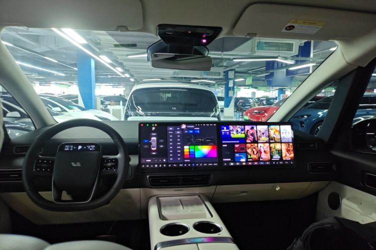 Used Li Auto MEGA 2024 Ultra Model Center Console