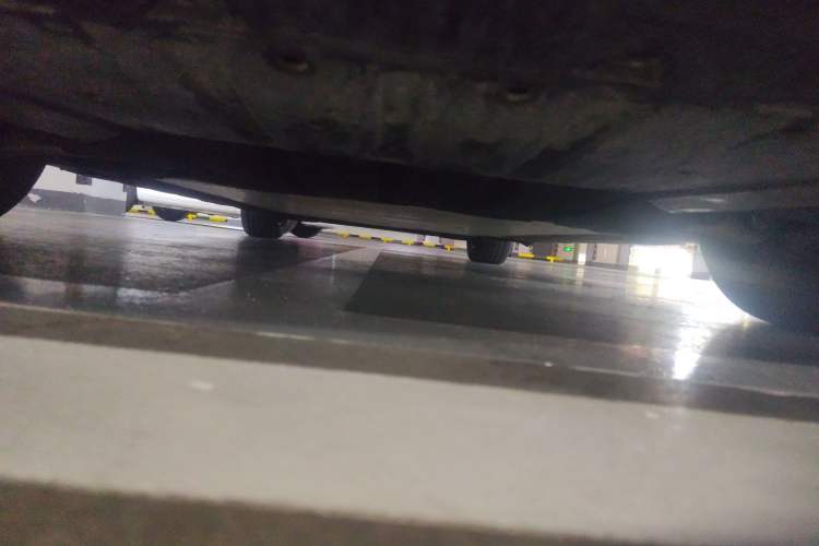 Used Li Auto MEGA 2024 Ultra Model Chassis Front