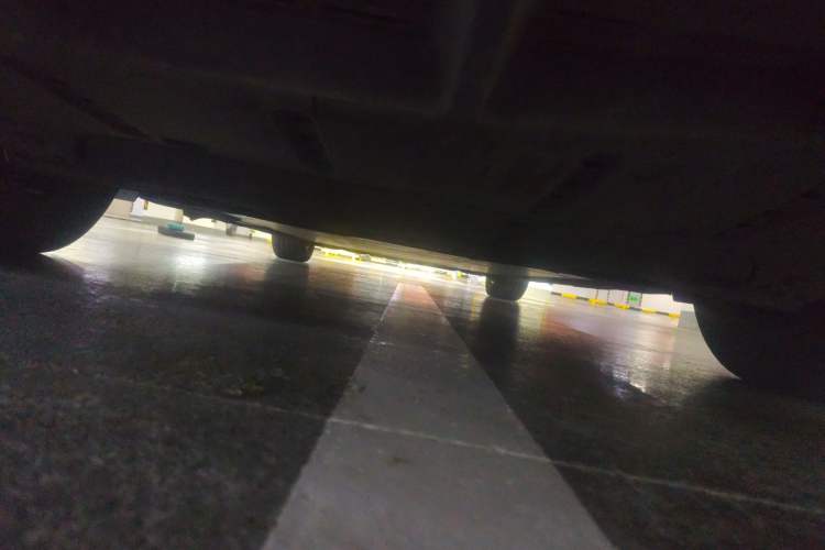 Used Li Auto MEGA 2024 Ultra Model Chassis Rear