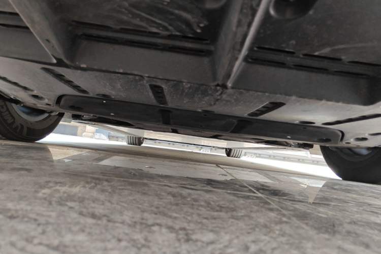 Used Li Auto MEGA 2024 Ultra Model Chassis Rear