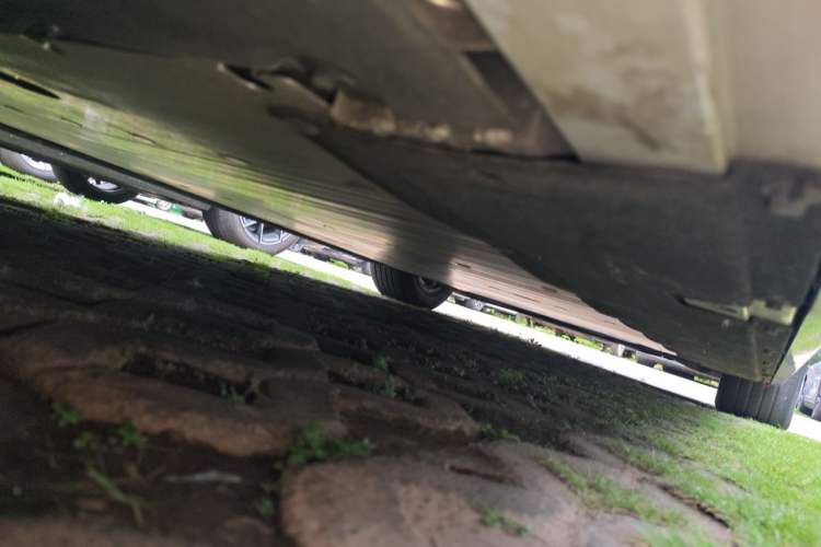 Used Li Auto MEGA 2024 Ultra Model Chassis Rear Right